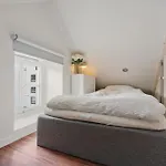 Loft Apartment, With A View From The Roof Terrace Apartmán Tromsø