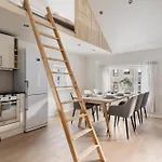 Loft Apartment, With A View From The Roof Terrace * Tromsø