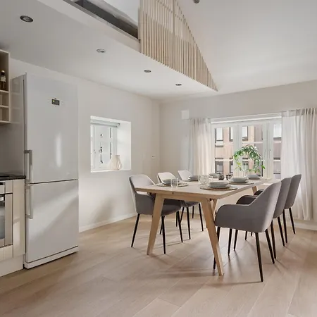 Apartmán Loft Apartment, With A View From The Roof Terrace *