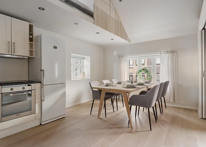 Διαμέρισμα Loft Apartment, With A View From The Roof Terrace *